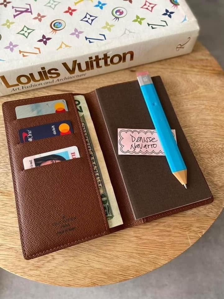 LV Pocket Agenda