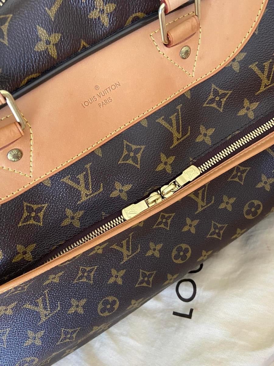 LV Sunglasses case