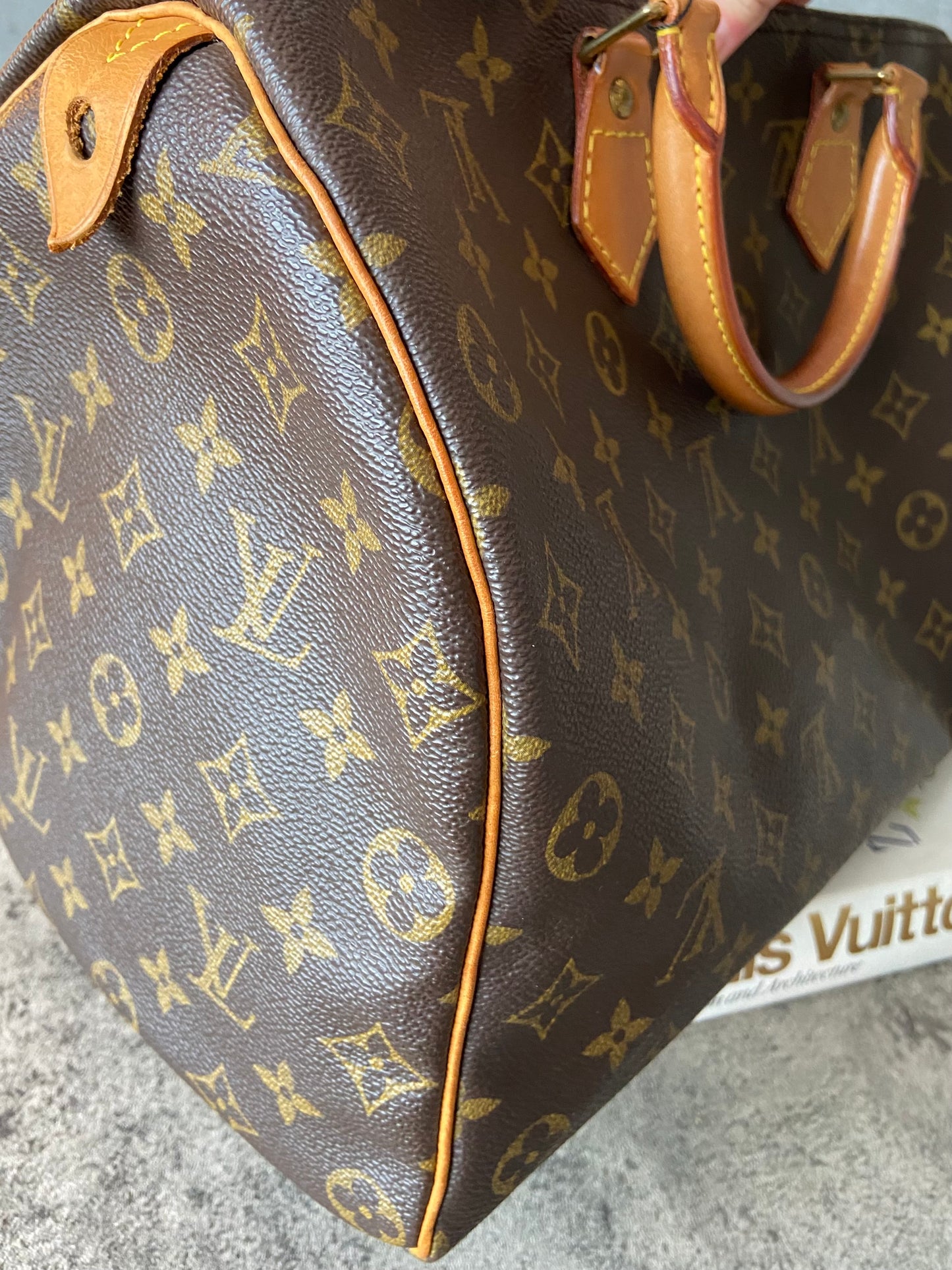 LV Speedy 35 monogram