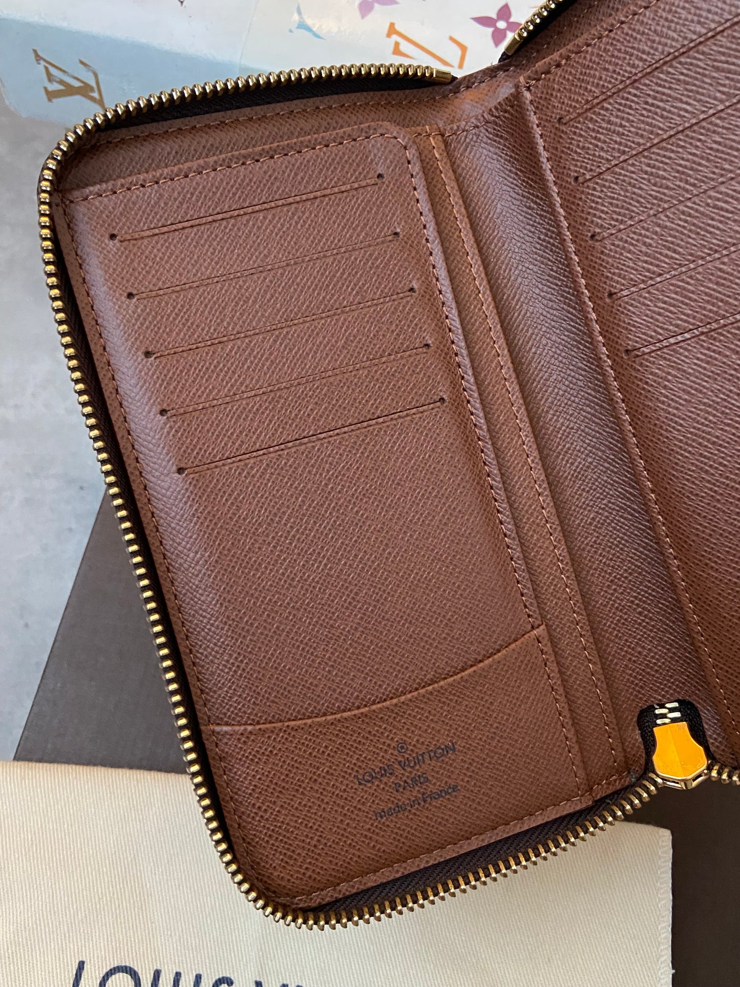 Zippy Compact Wallet