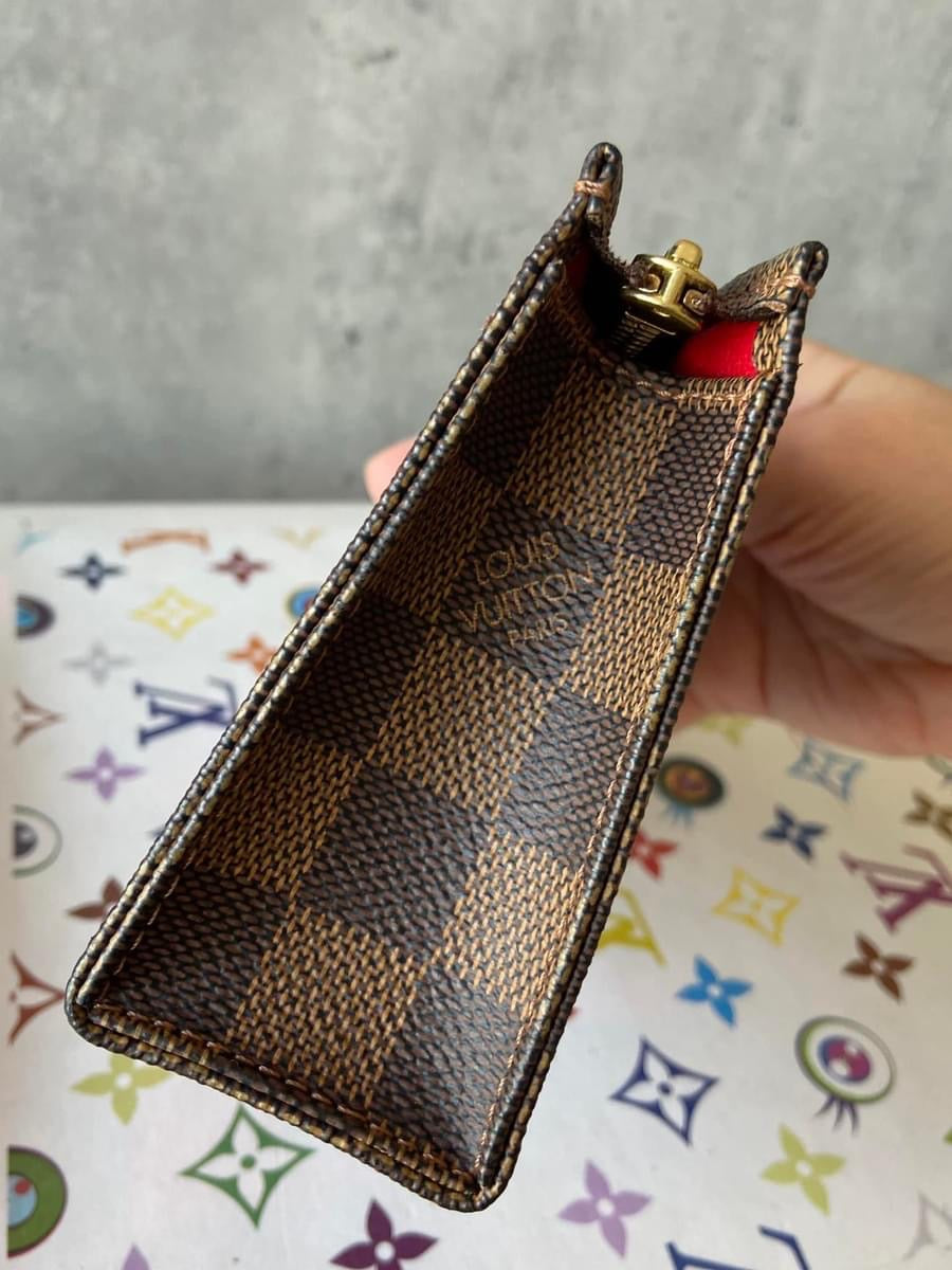 LV Toiletry 15 Damier Ebene